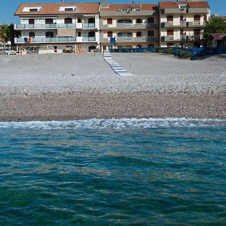 פונדאצ'לו Casa Vacanze Samira מראה חיצוני תמונה